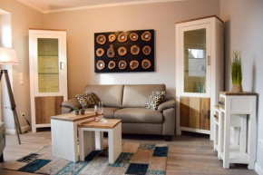 Bernstein Mare Rose Apartment 7